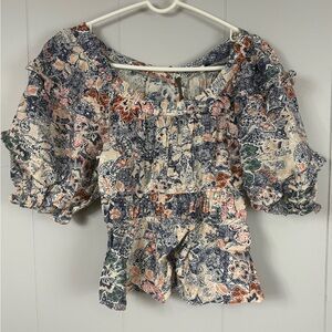 Moon River Anthropologie Floral Peplum Ballon Short Sleeve Blouse Small Forest